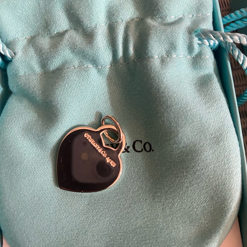 Tiffany & Co. Silver Heart Initial 'I' Charm on Tiffany Blue Pouch - Picture 2 of 3